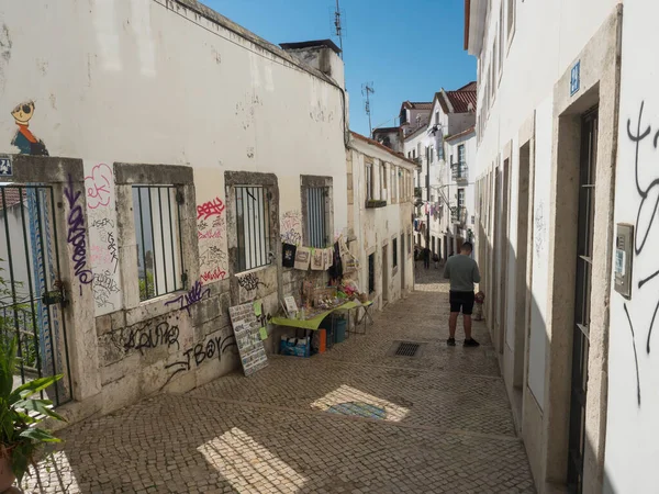 Lisbon Portugal October 2021 View Steep Narrow Lisbon Streets Medieval — стокове фото