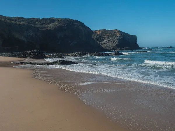 Pohled Skály Útesy Praia Das Furnas Zlatá Písečná Pláž Tyrkysovou — Stock fotografie