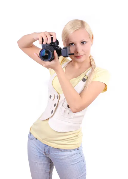 Giovane bella ragazza con la fotocamera isolata su uno sfondo bianco — Foto Stock