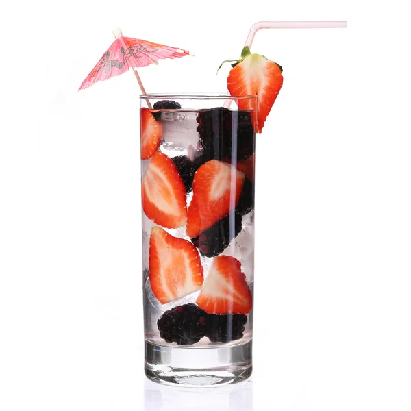 Owocowy koktajl z truskawek i blackberry — Zdjęcie stockowe