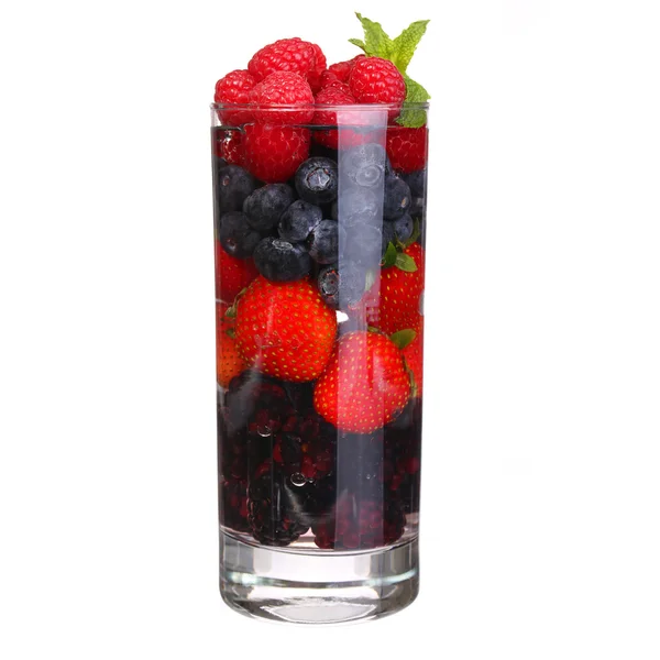 Фруктовий коктейль з ягодами . — стокове фото