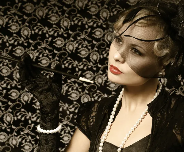 Retro Woman with Cigar. Portrait of Fashion Beautiful Blonde — Stock Photo, Image