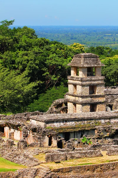 Palenque, chiapas, Meksyk. Wieża widokowa Pałac — Zdjęcie stockowe