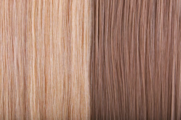 Rovné vlasy pozadí. tmavé a světlé blond vlasy. kadeřnictví — Stock fotografie