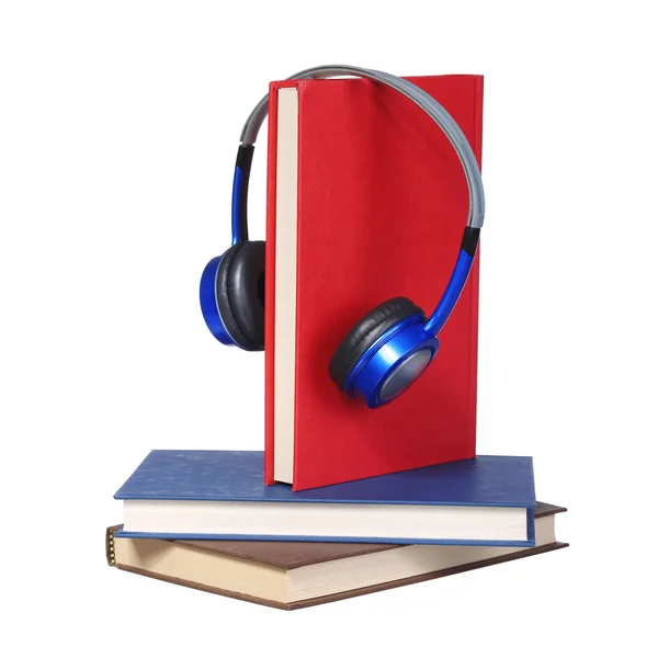 Concetto audiolibro. Cuffie e libri isolati — Foto Stock