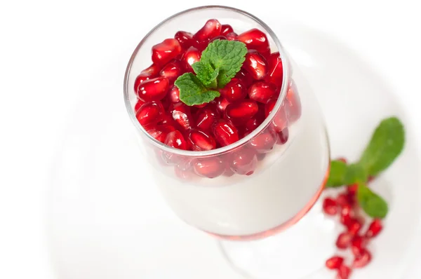 Jelly dessert with pomegranate — Stock Photo, Image