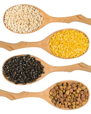 baklagiller tahta kaşıklar içinde dizi