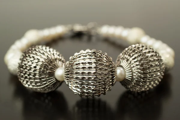 Pearl bracelet — Stock Photo, Image