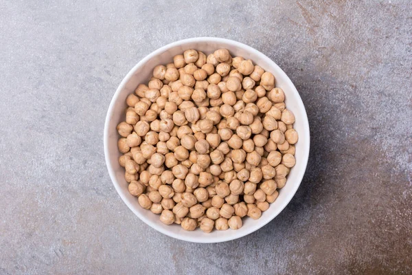 Vista Dall Alto Dei Ceci Crudi Ciotola Bianca Come Ingrediente — Foto Stock