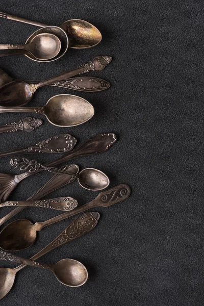 Top View Vintage Silver Spoons Silverware Dark Concrete Background — Stock Photo, Image