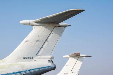 Uçak kanadının arkasında. Uçak aerodinamiği. FLAP