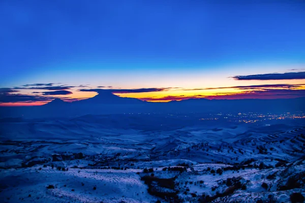 City Lights Beautiful Landscape Glowing City Houses Mountains Fantastic Sunset — Foto Stock