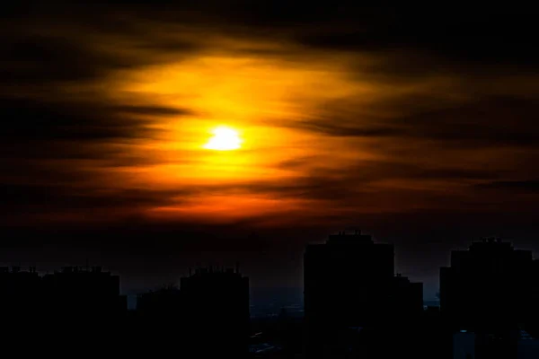 Sehr Schöner Sonnenuntergang Hintergrund Der Stadt — Stockfoto