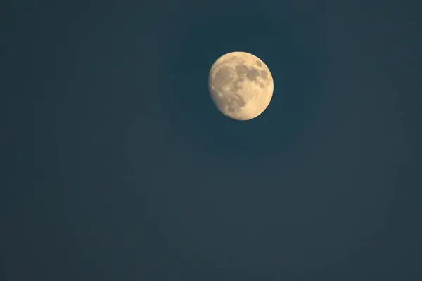 Měsíc Obloze Velký Měsíc Modrá Obloha — Stock fotografie