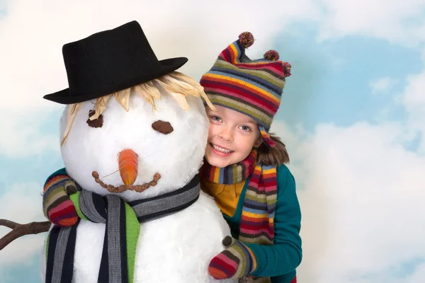 Amando o boneco de neve — Fotografia de Stock