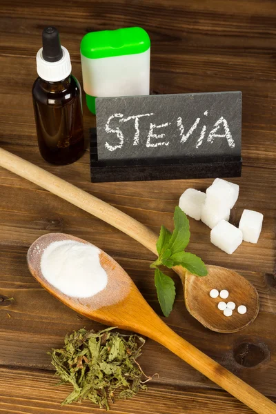 Socker och sötningsmedel stevia — Stockfoto