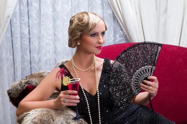 Vintage cocktail and fan — Stock Photo, Image