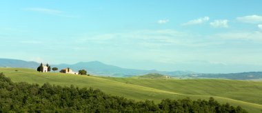 Toskana chapel panorama