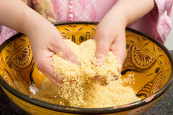 Cooking couscous — Stock Photo, Image