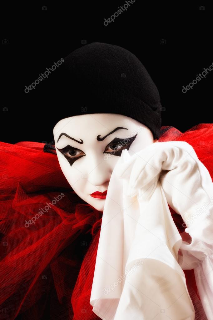 Crying Pierrot
