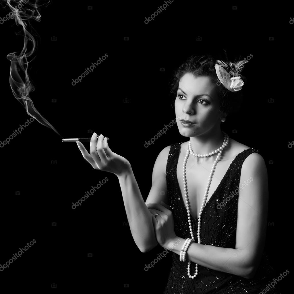 Raucher-Diva – Stockfoto © Klanneke #45278125, image size:1024x1024