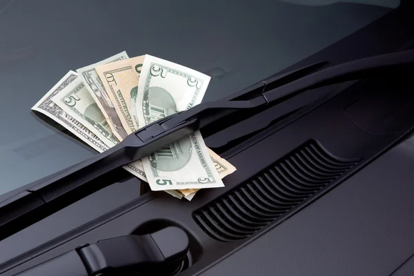 Car expenses — Stock Photo, Image