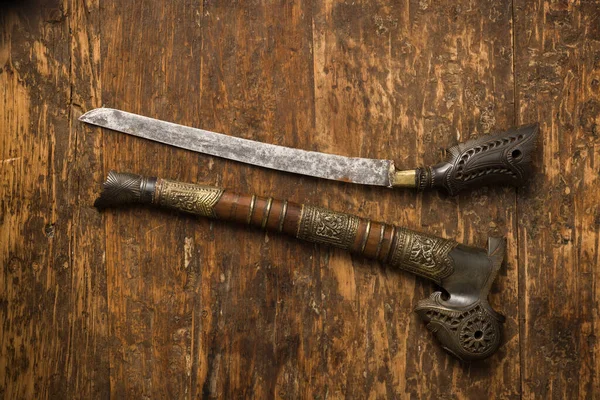 Ornately Carved Tumbuk Lada Dagger 19Th Century Steel Kris Dagger — Stock Photo, Image