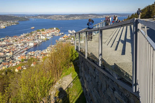 2015年5月 挪威卑尔根 挪威卑尔根市的Mirador Floyen观点 — 图库照片