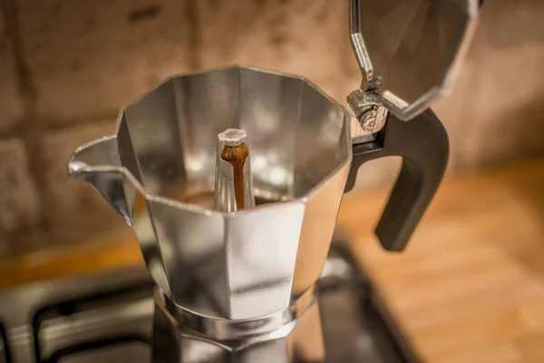 Perkolovaná Káva Espresso Kávovaru Detailní Záběr Detaily Selektivním Zaměřením — Stock fotografie