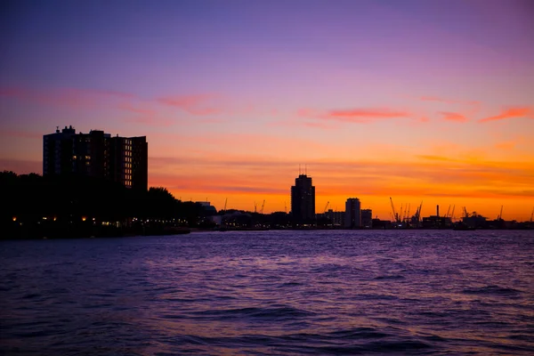 Silhouette Des Hafens Von Rotterdam Den Niederlanden Während Eines Orangen — Stockfoto