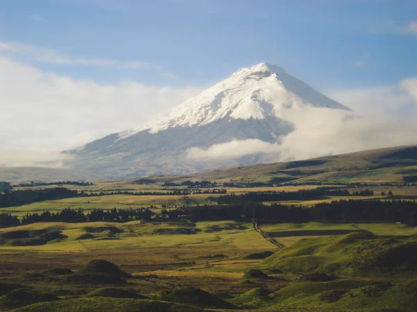 Vista Del Volcán Cotopaxi Ecuador Belleza Naturaleza — Foto de Stock