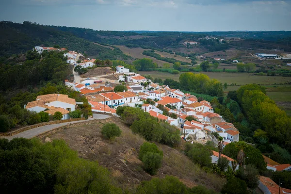葡萄牙阿尔加维的Aljezur老城的空中景观 — 图库照片