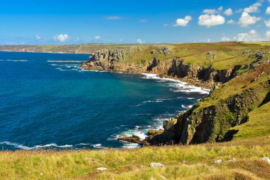 Land 's End, İngiltere' nin batı Cornwall kentinde bulunan bir burnu ve tatil kompleksi.