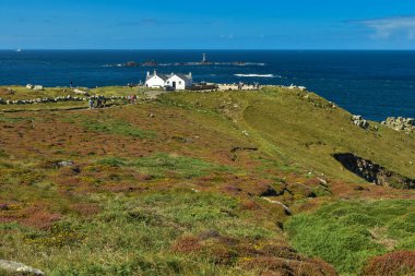 Land 's End, İngiltere' nin batı Cornwall kentinde bulunan bir burnu ve tatil kompleksi.