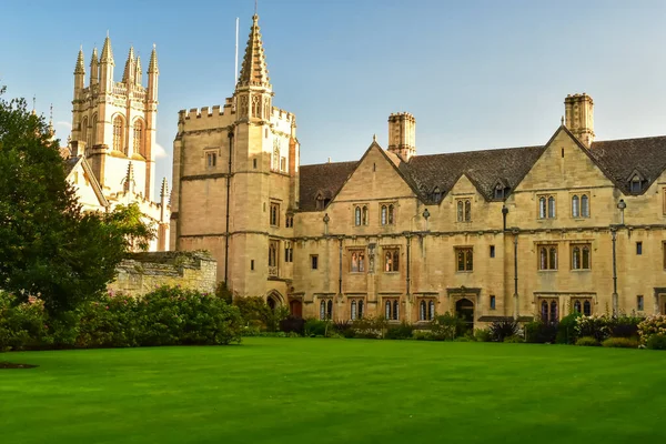 Колледж Магдалены Оксфорде Англия — стоковое фото