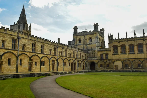 Gran Cuadrángulo Iglesia Cristo Colegio Constituyente Universidad Oxford Inglaterra — Foto de Stock