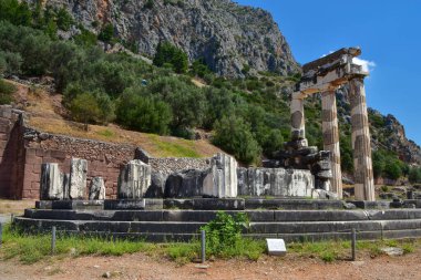Yunanistan 'daki Antik Delphi' de Tholos 'lar