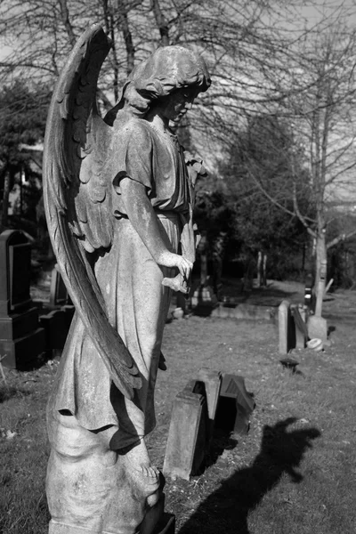 Lápida de ángel — Foto de Stock