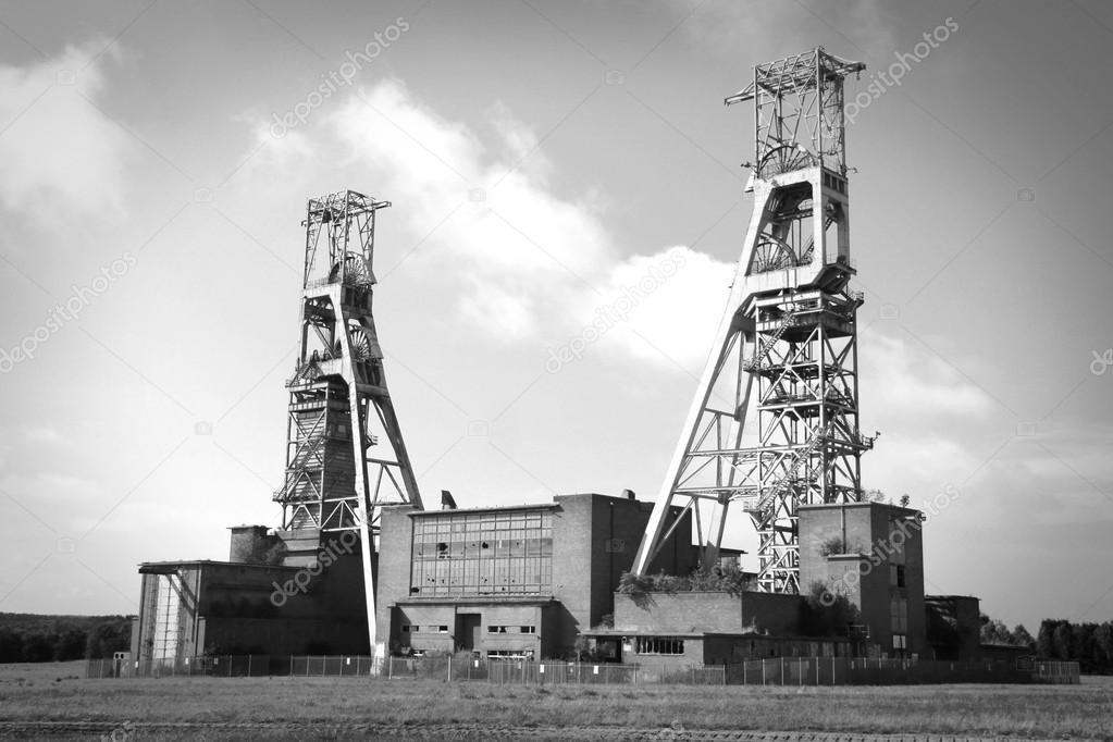 Clipstone Colliery Stock Photo by ©jools123 44944809