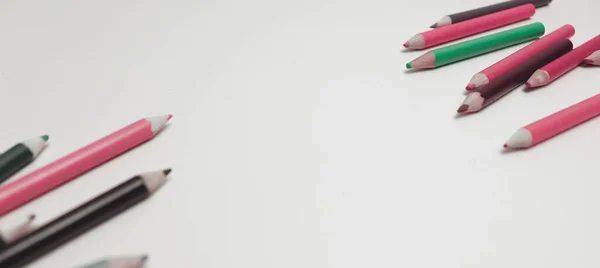 Schöne Bunte Bleistifte Auf Weißem Hintergrund Schulbanner Entwerfen — Stockfoto