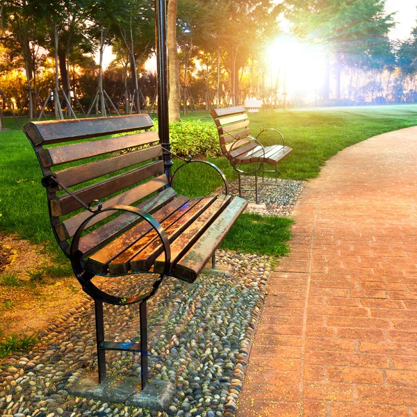 Un banc de parc — Photo