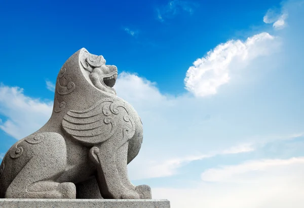 伝統的な中国の石造りのライオン ストック写真