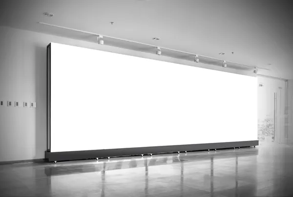 Hall estación de metro en blanco valla publicitaria — Foto de Stock