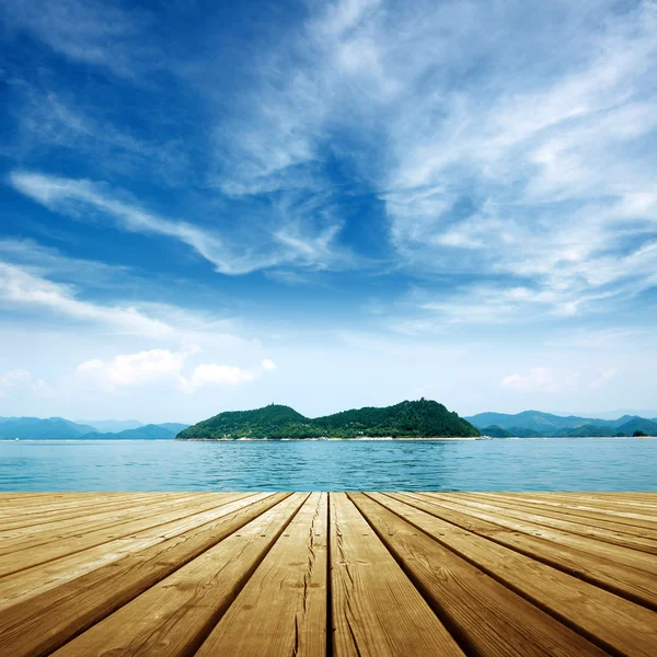 Plataforma junto al mar — Foto de Stock