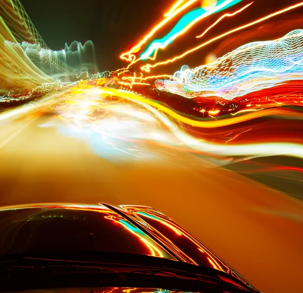 Νύχτα, υψηλής ταχύτητας αυτοκινήτου — Φωτογραφία Αρχείου