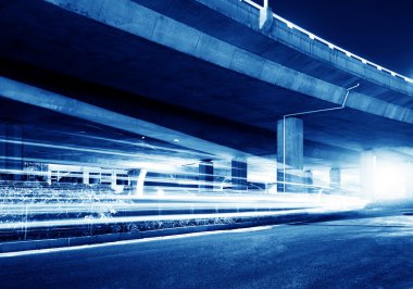 viyadük ve ışık izle