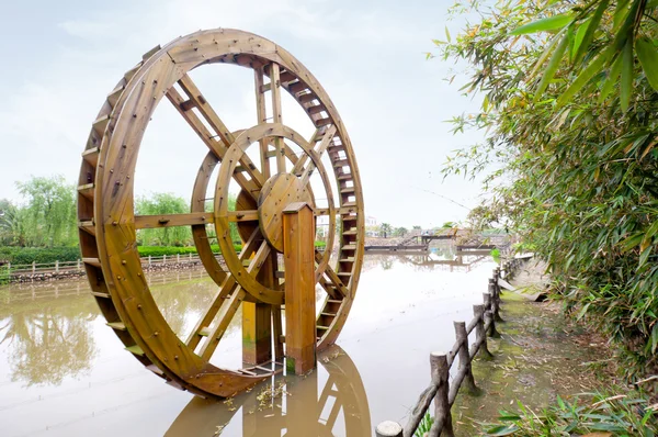 Herramientas de riego antiguas — Foto de Stock