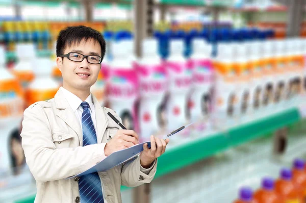 Supermarket administrator — Stock Photo, Image