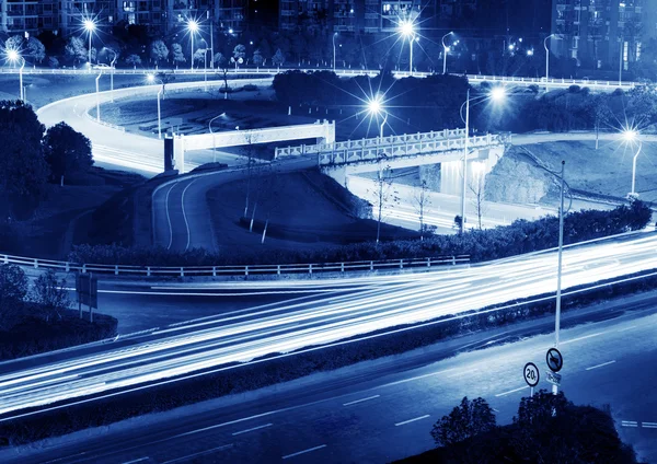 Trilhas de luz rodoviária — Fotografia de Stock
