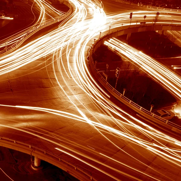 Spoor van licht op het viaduct — Stockfoto